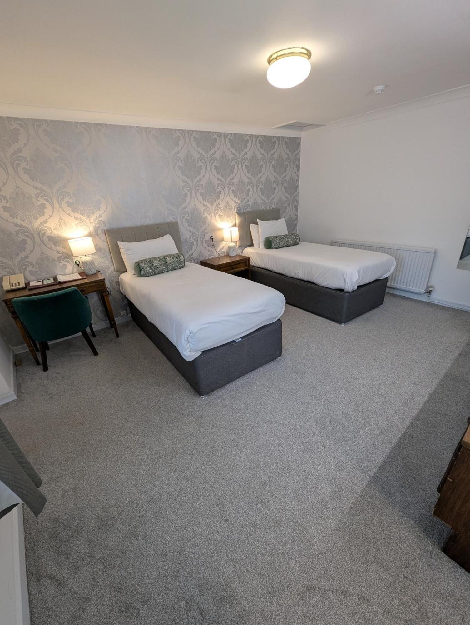The Walnut Tree Hotel Bridgwater Esterno foto