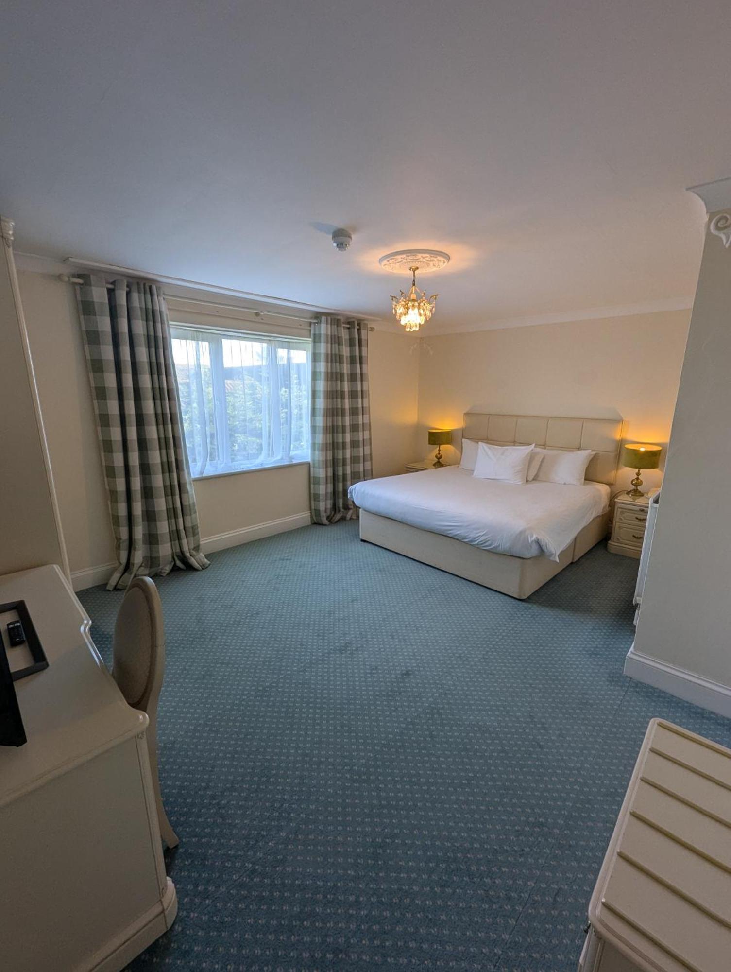 The Walnut Tree Hotel Bridgwater Esterno foto